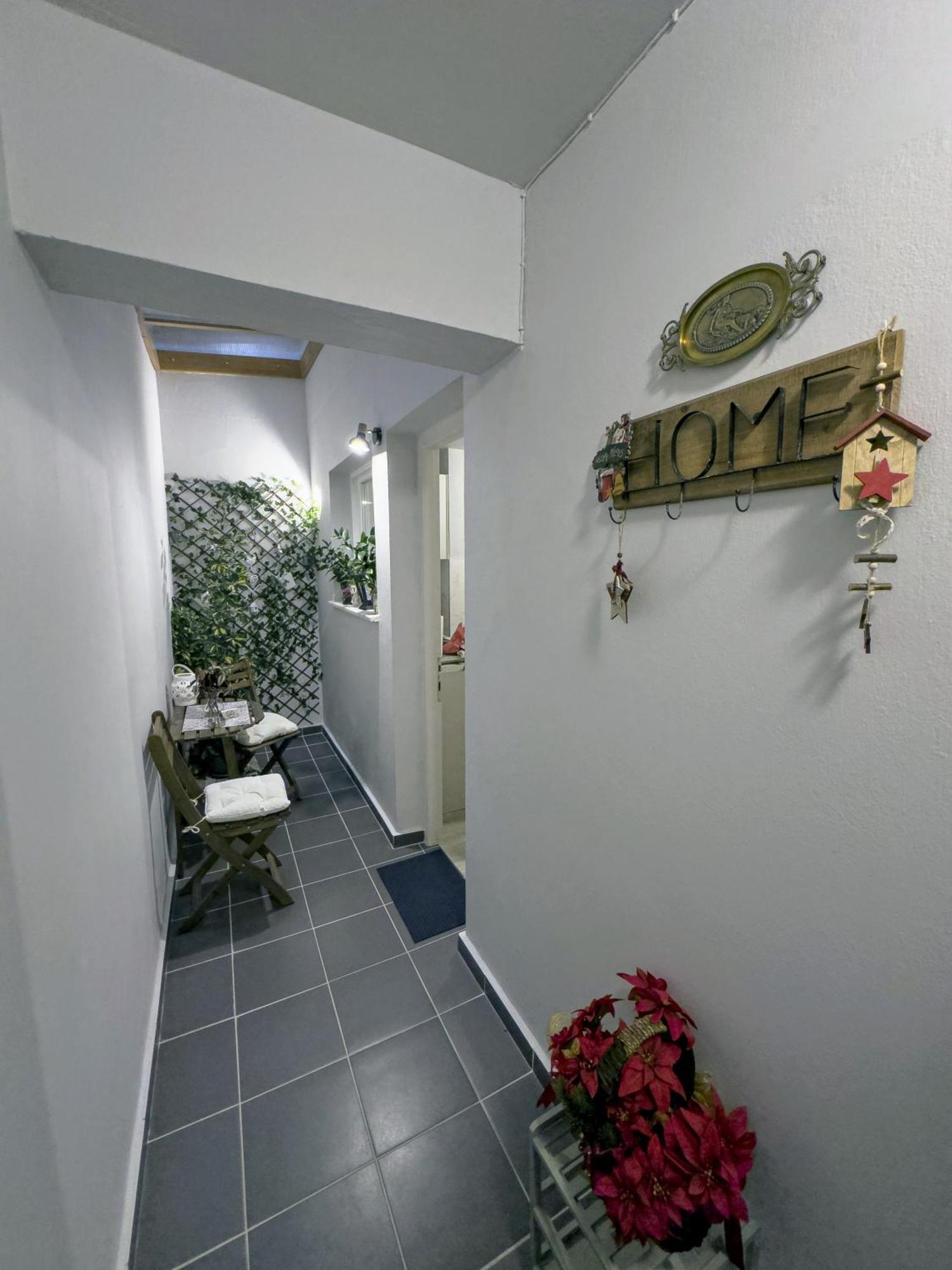 Νόστος Στο Κέντρο Των Ιωαννίνων Apartment Ioannina Ngoại thất bức ảnh